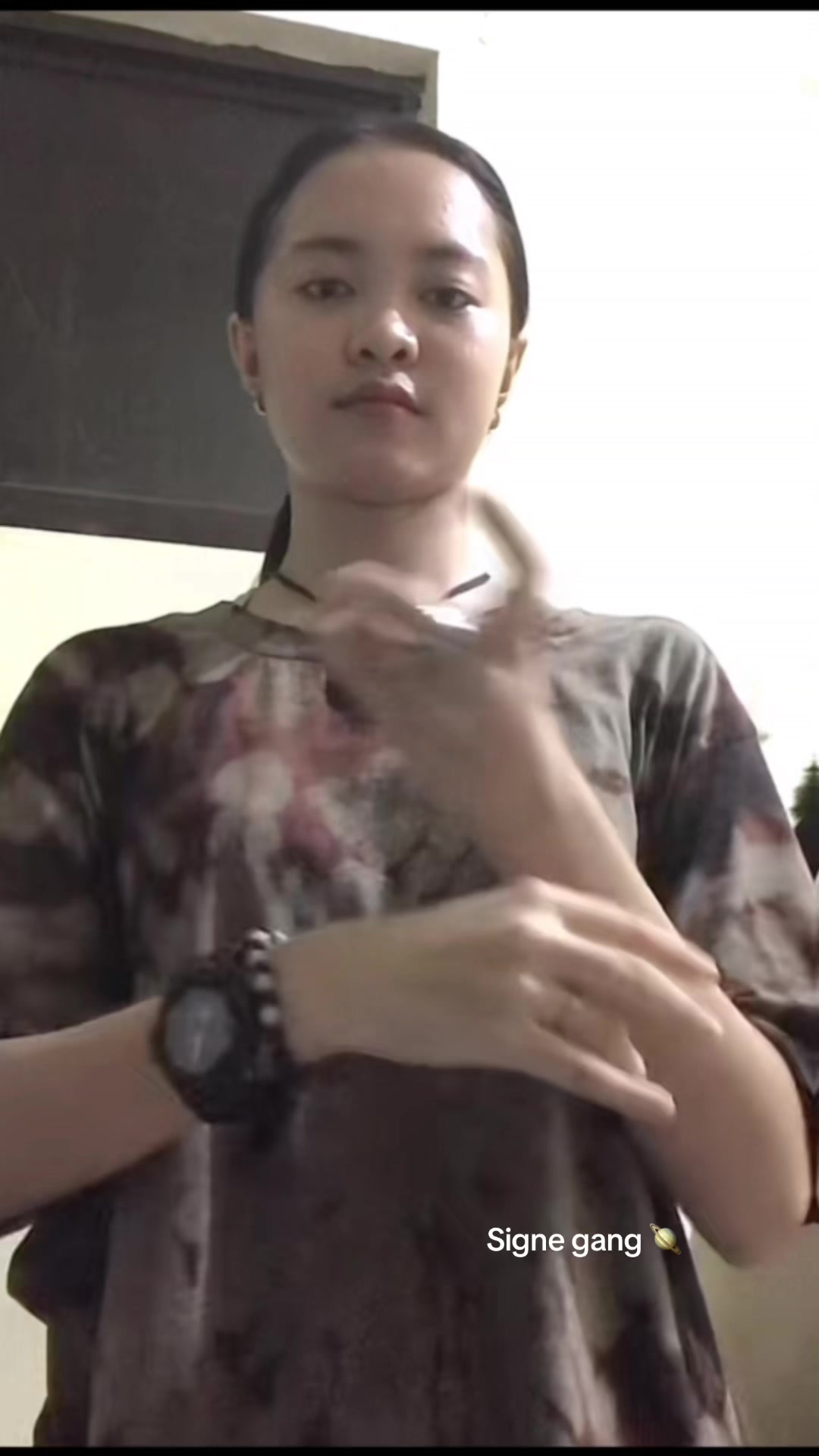 @๐๐ซ๐๐ก๐ข ๐ช