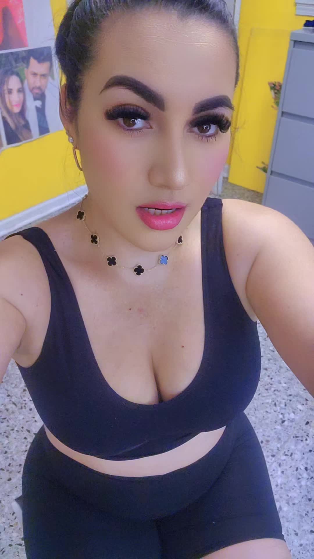 @anita valle
