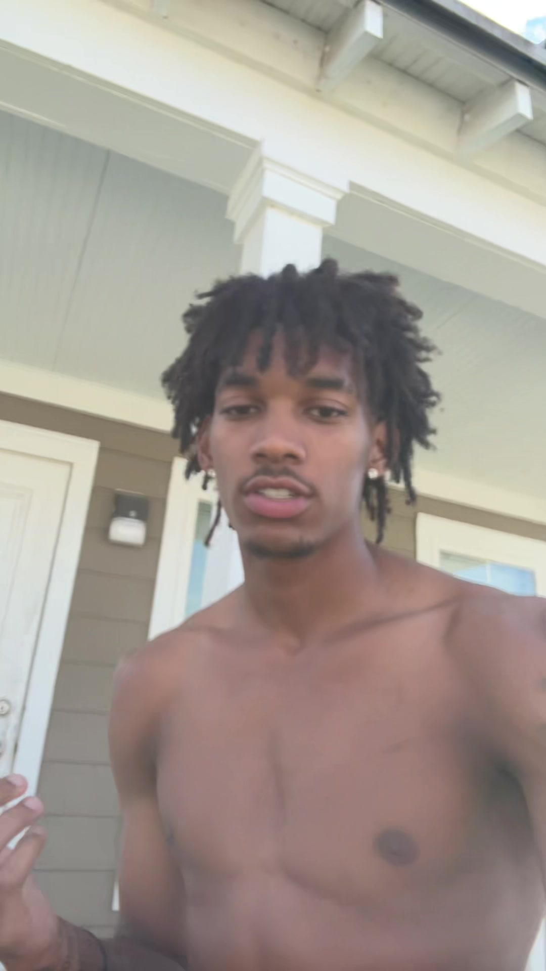 @3