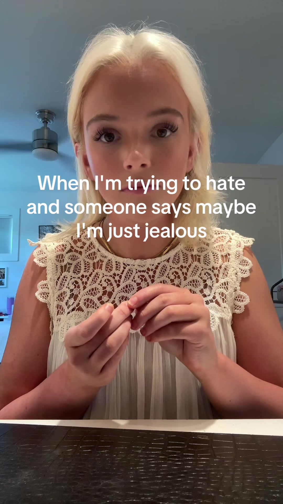@whitneyagar2