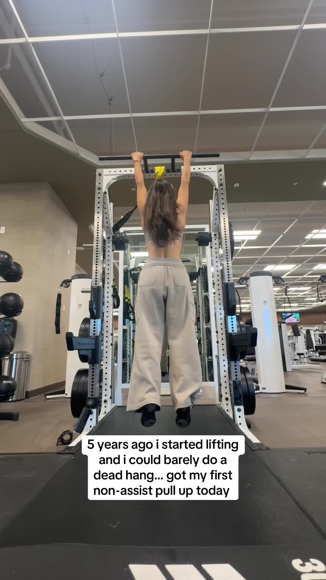 @bella fernandes