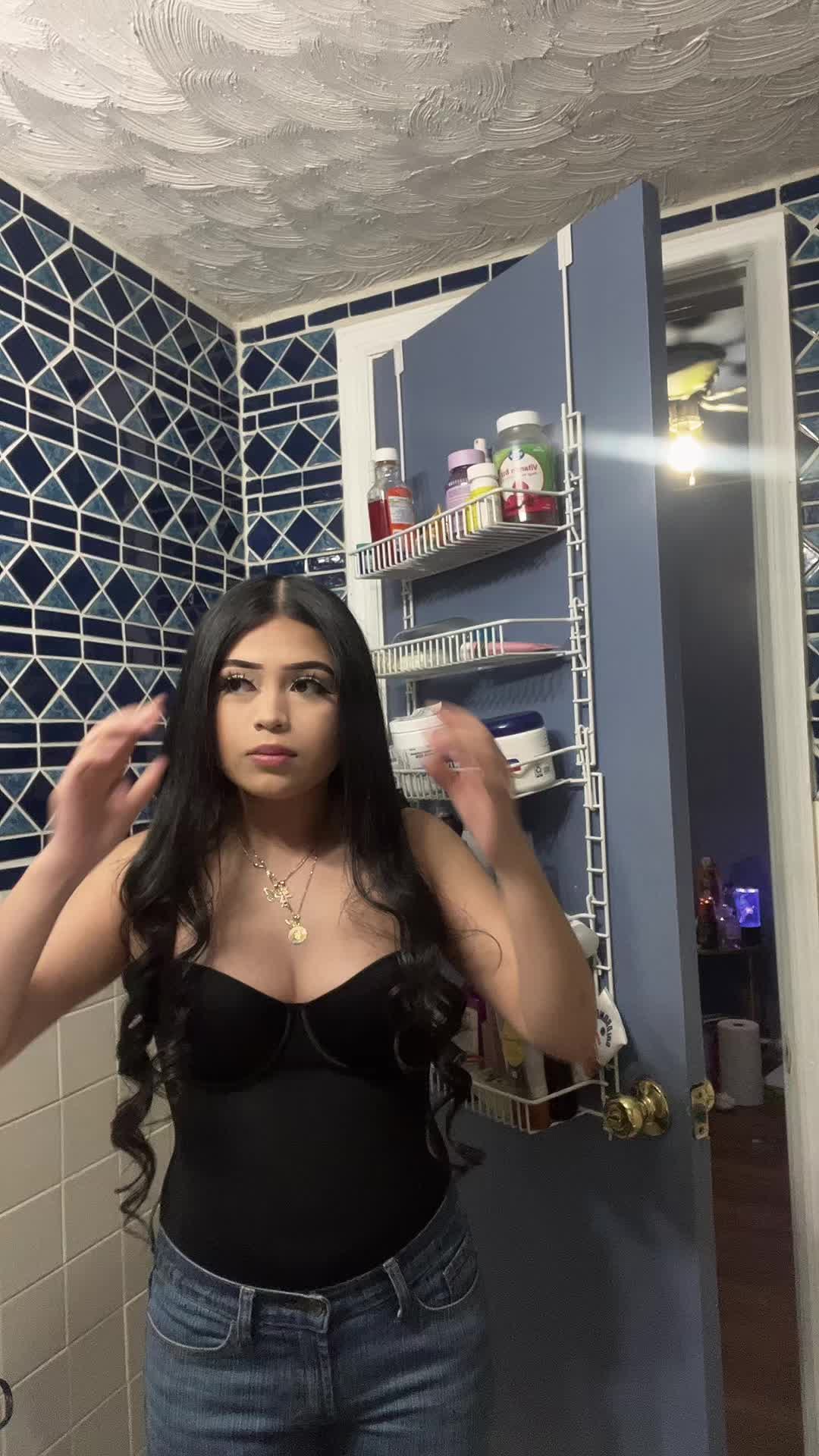@evelyn yanez