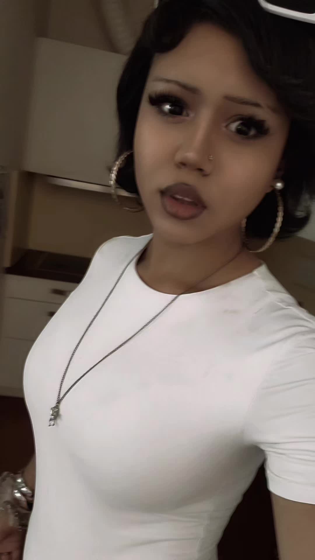 @Rena