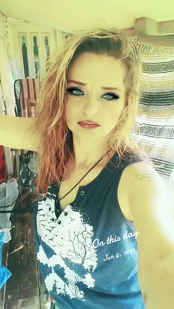 @Renee❌️💯🌈🌜💫☄️