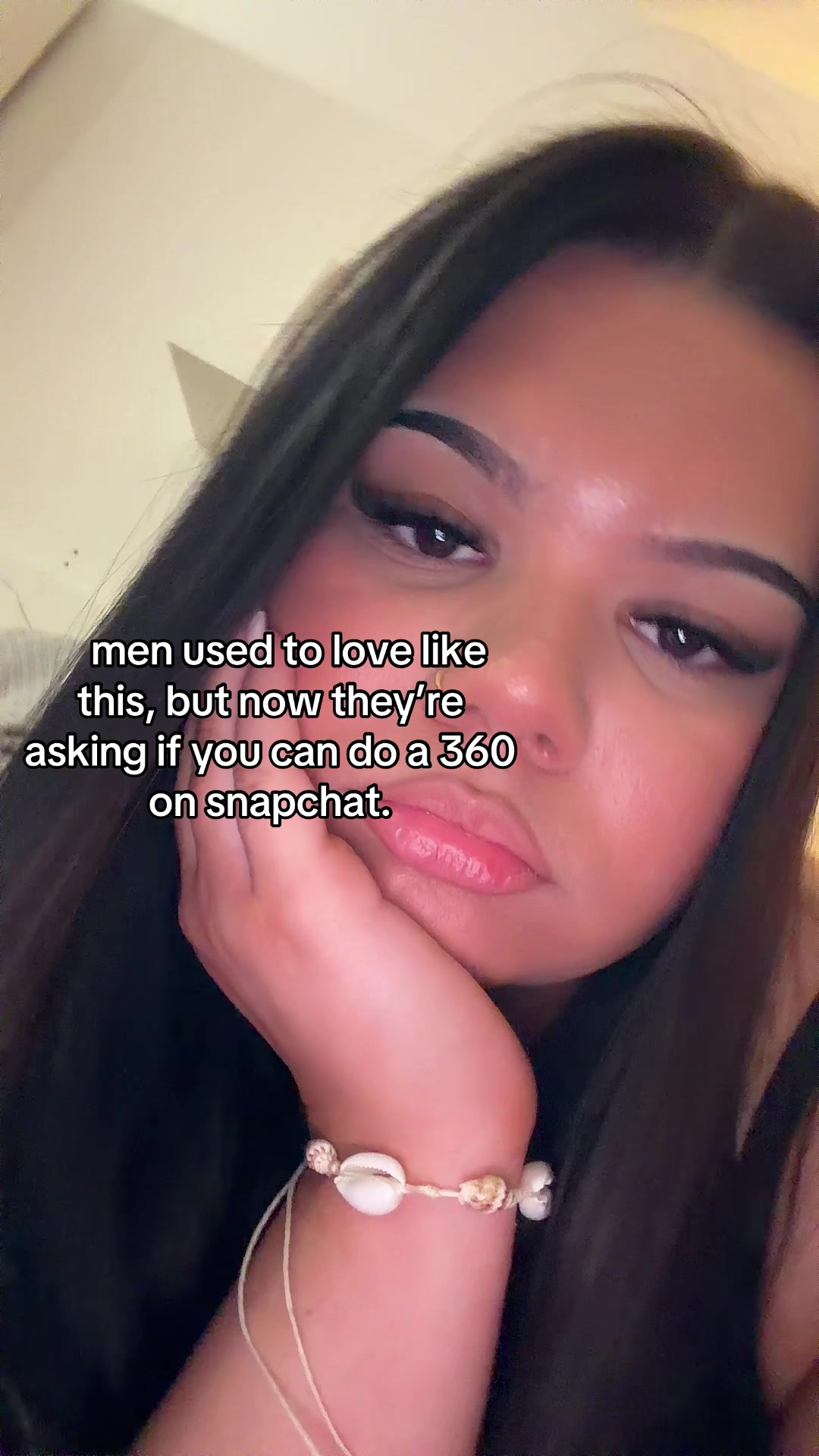 @🌩️