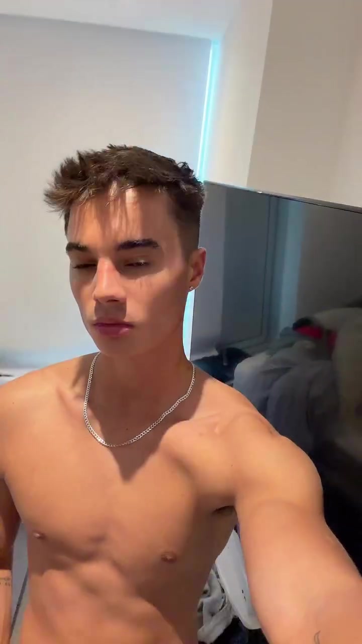 @𝐄𝐦𝐢𝐫𝐇𝐚𝐍