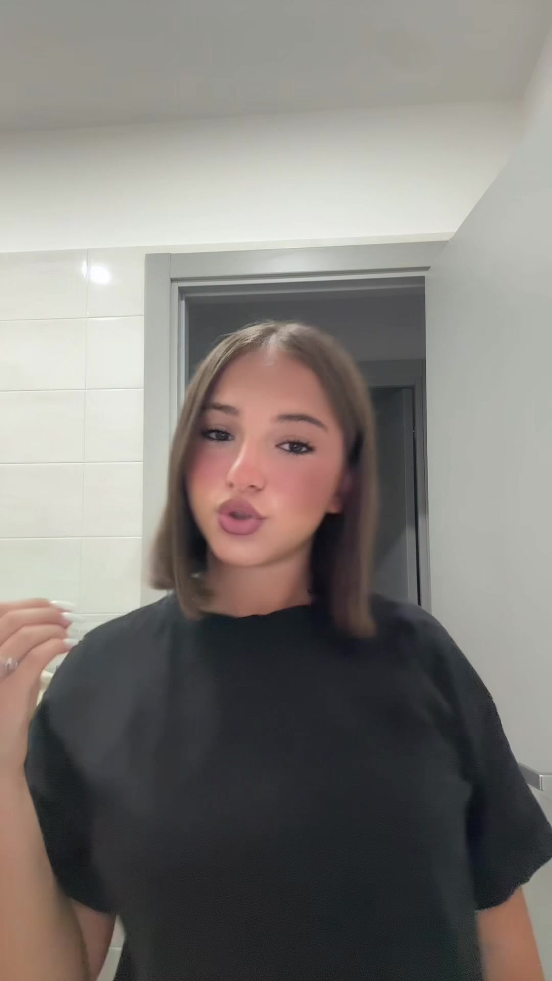 @𝑮