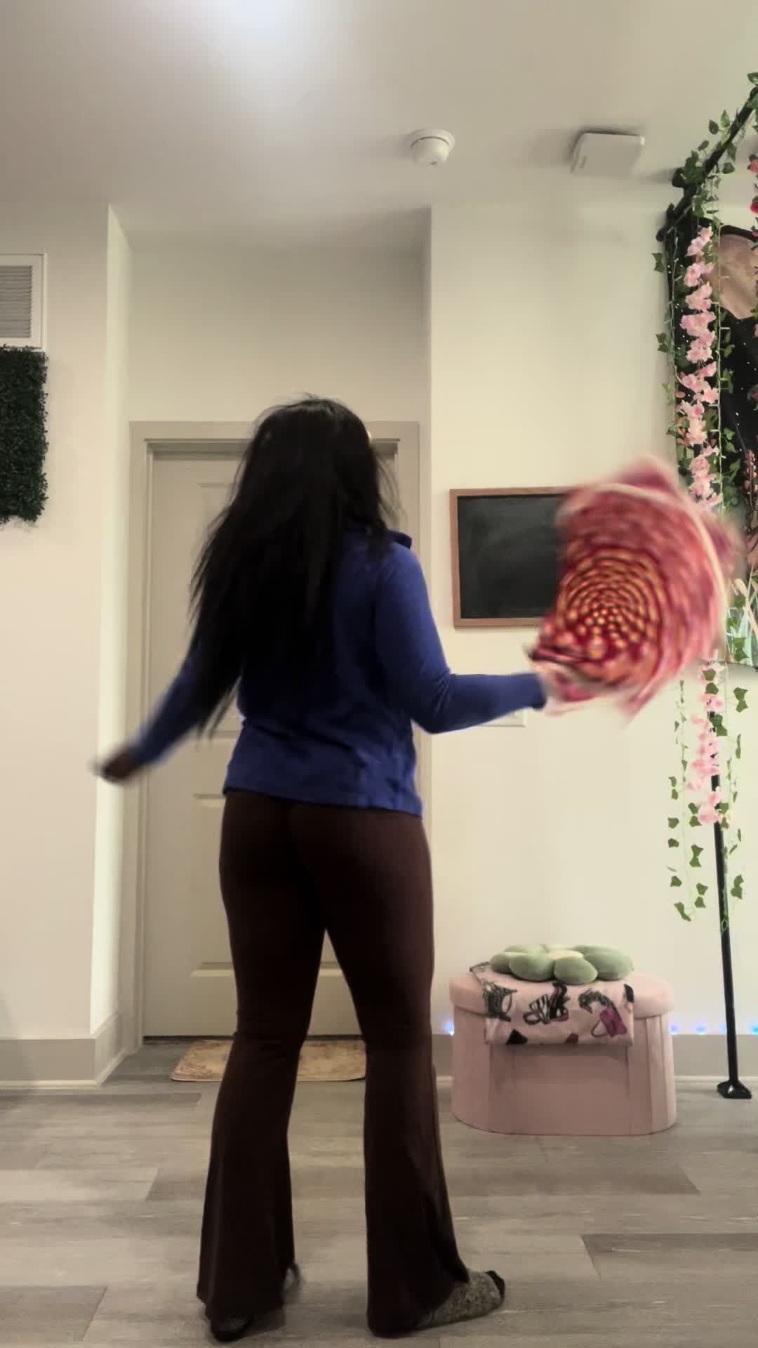 @WellBehavedLassie🍭🍄