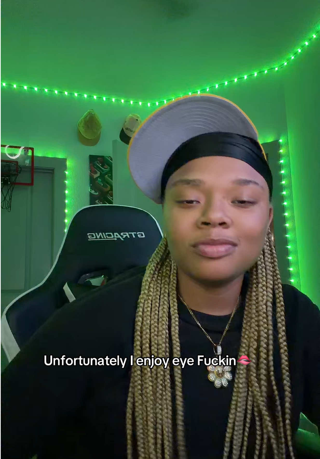 @girlthatsredd