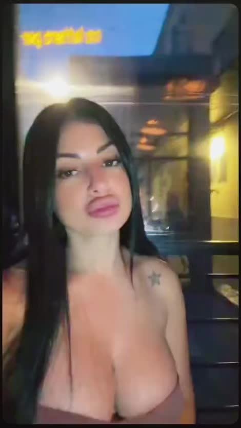 @VS.
