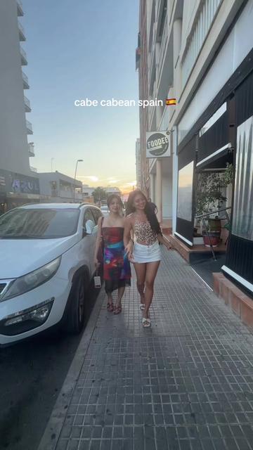 @youngqueenzbb