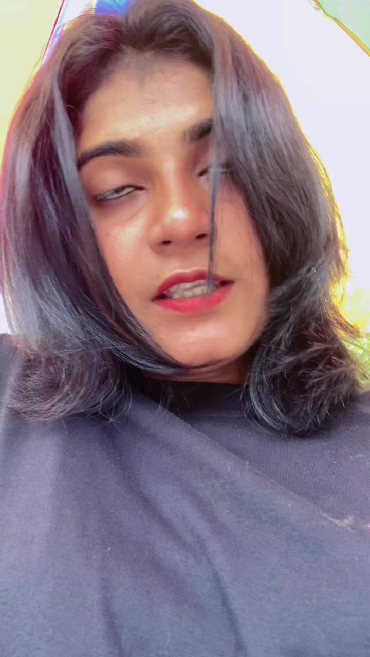 @පොඩ්ඩී.._ 🐣🥹
