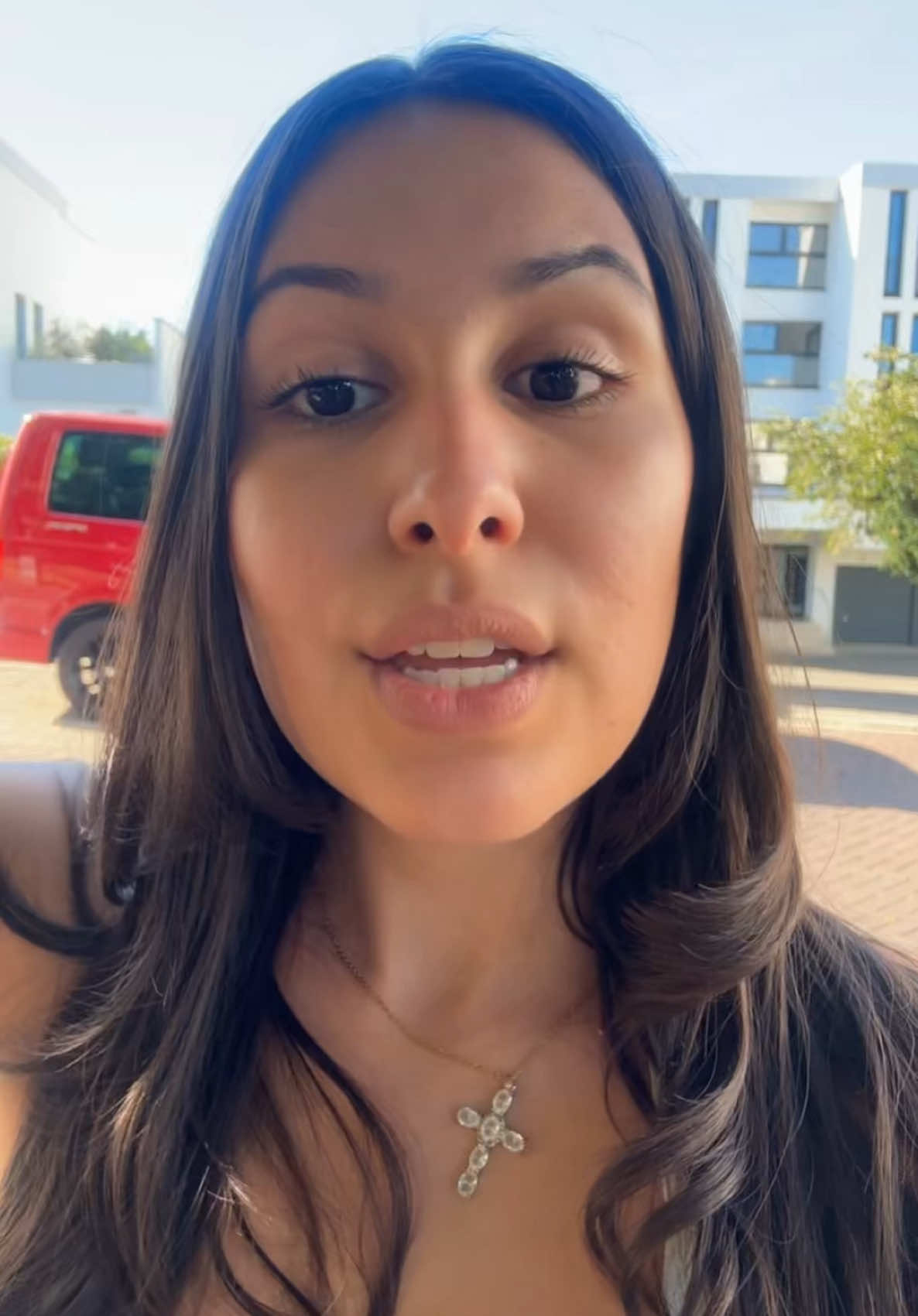 @Vi
