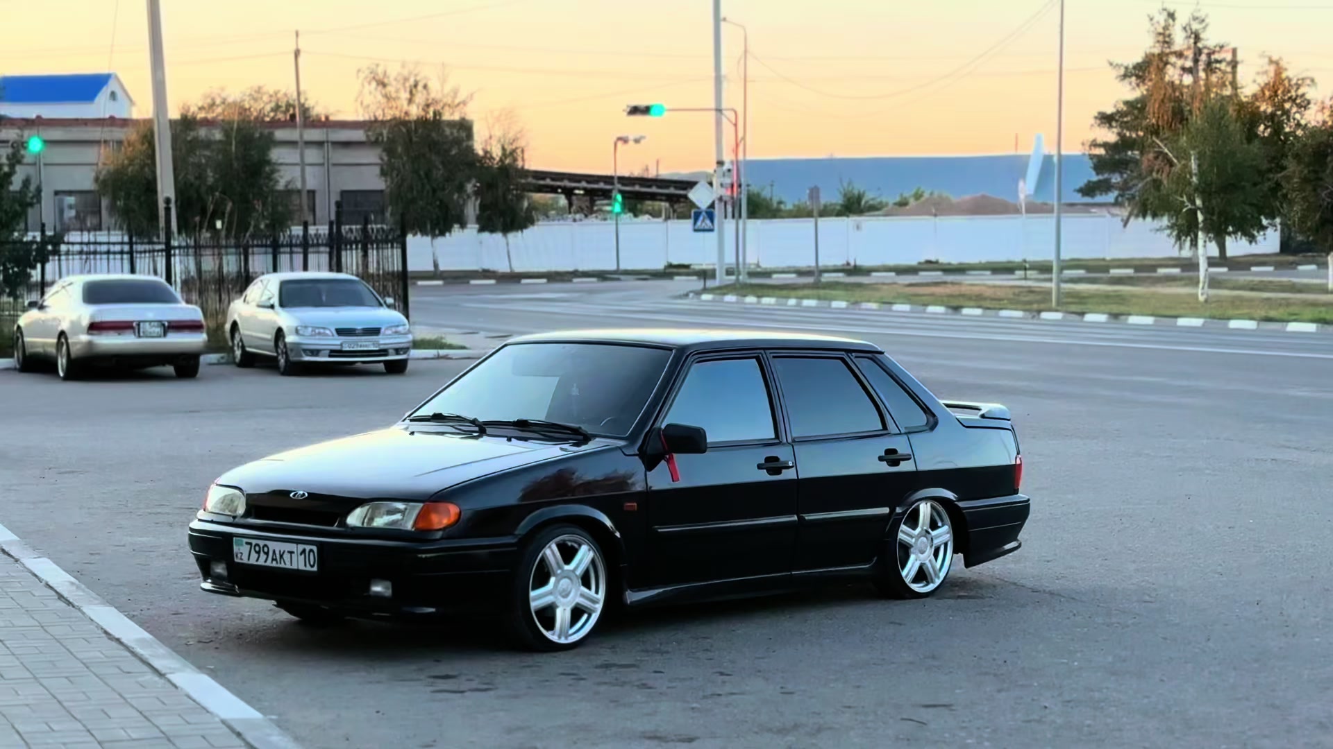 @Даня