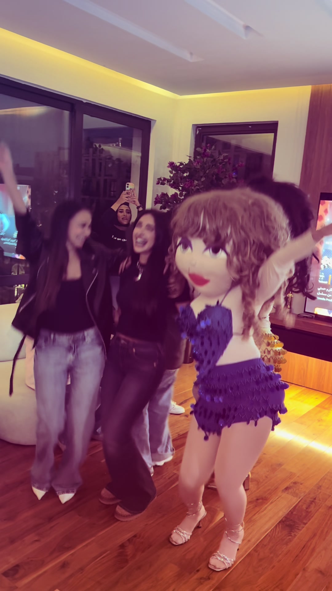 @Menna Samaha