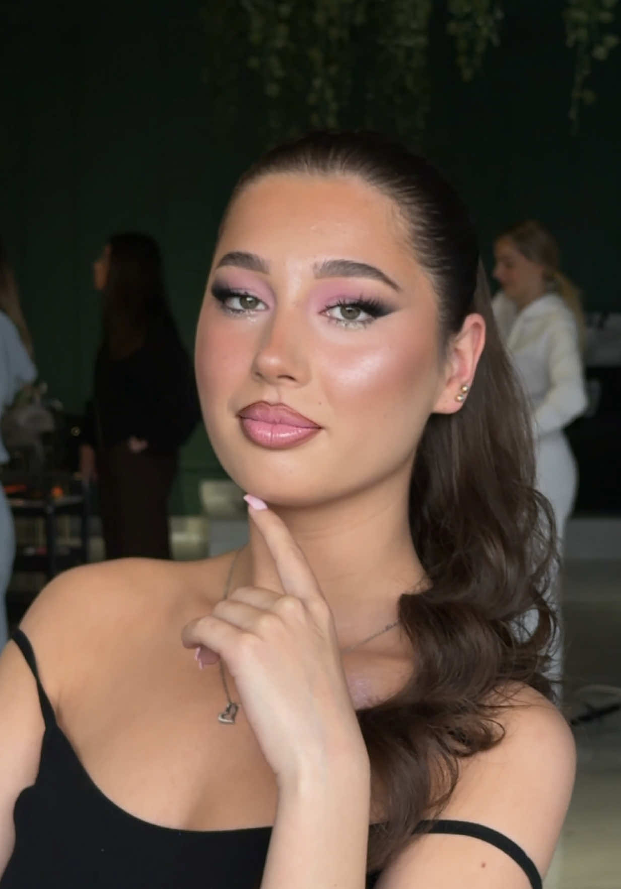 @Liridonabehluli_mua
