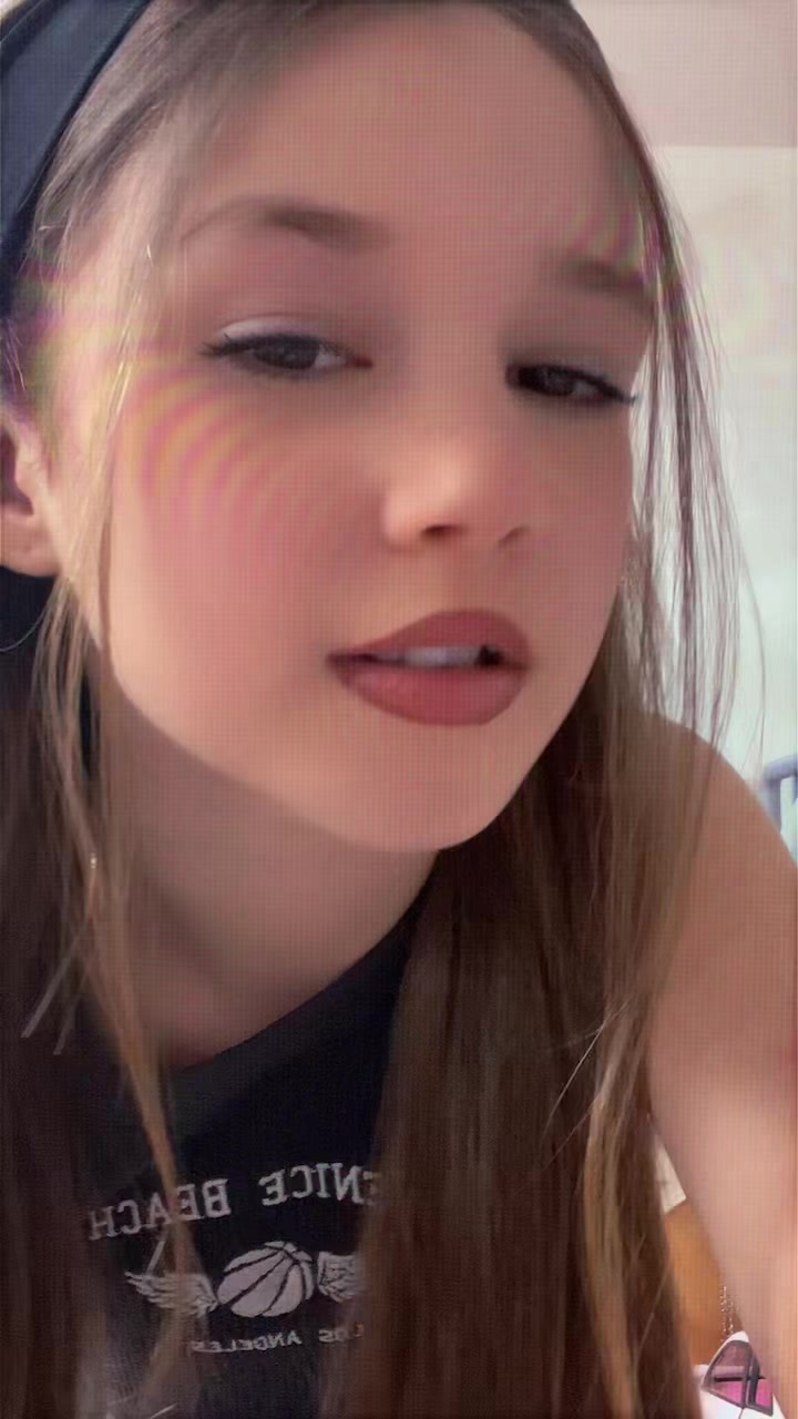 @A N T O N I A