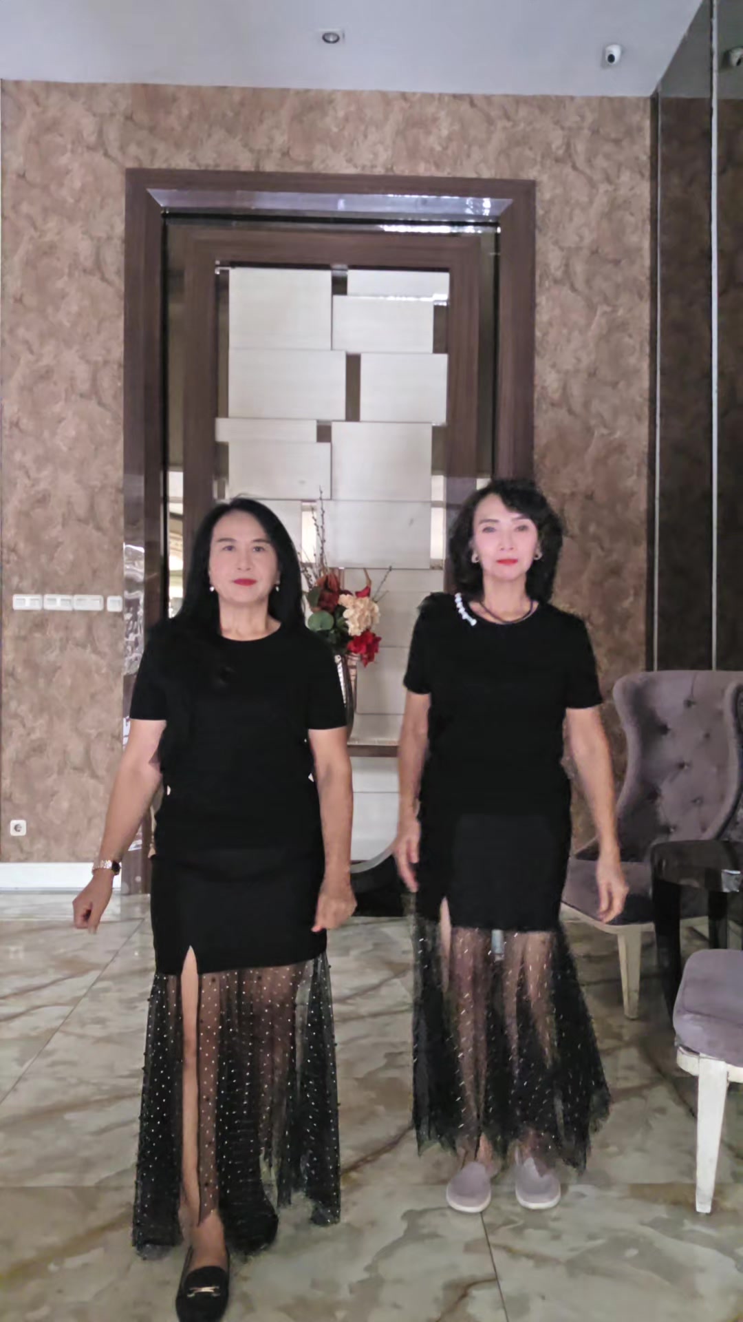 @hennisetiawati