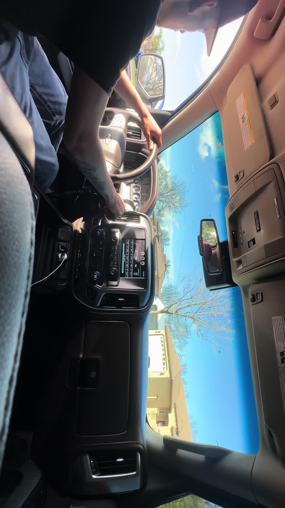 @1low_diego
