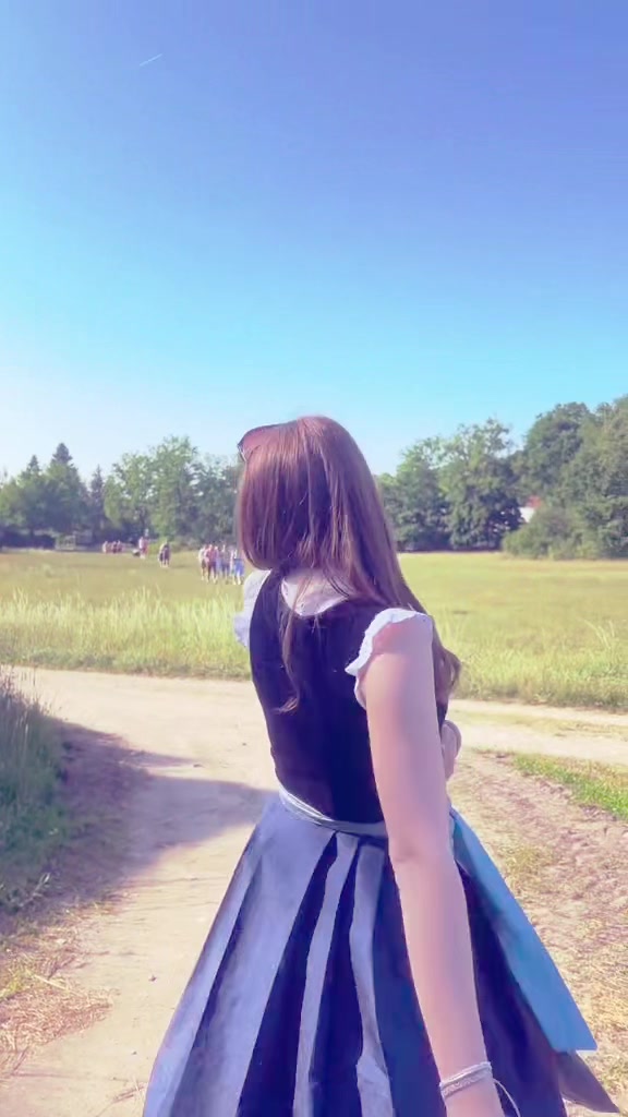 @leoniedi_