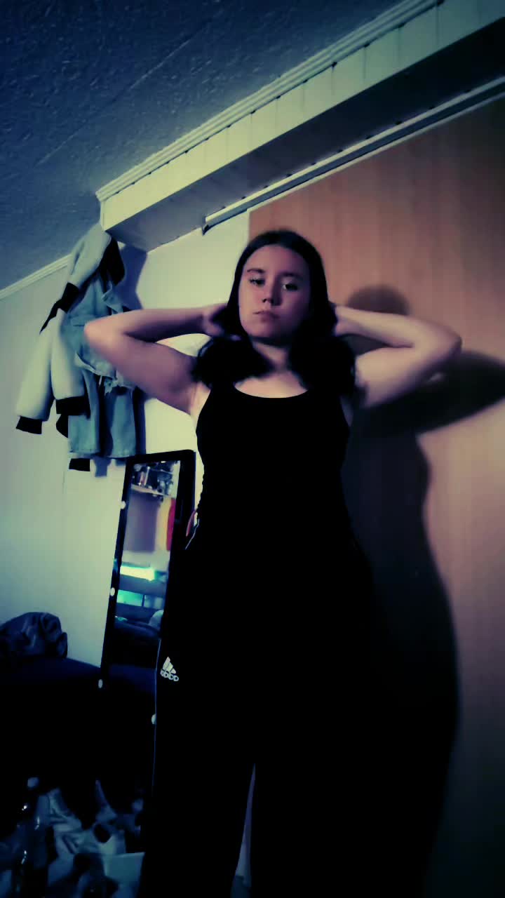@𝐌𝐚𝐫𝐢𝐞✞