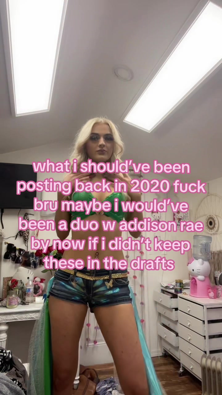@elionathequeen_
