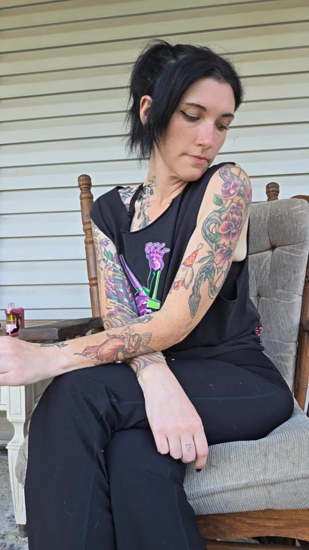 @KnifeBunny🔪🐇