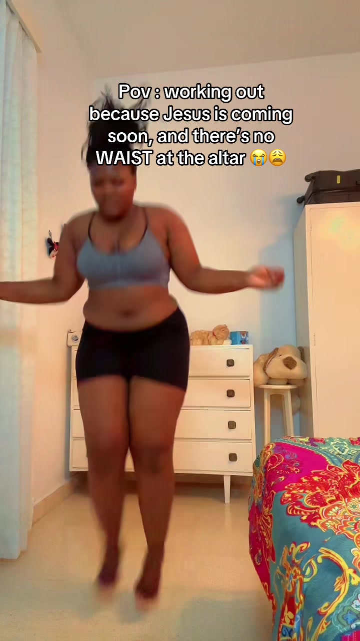@𝒩ℴ𝓃𝓃𝓎 💋
