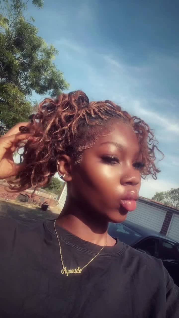 @Ayo💋