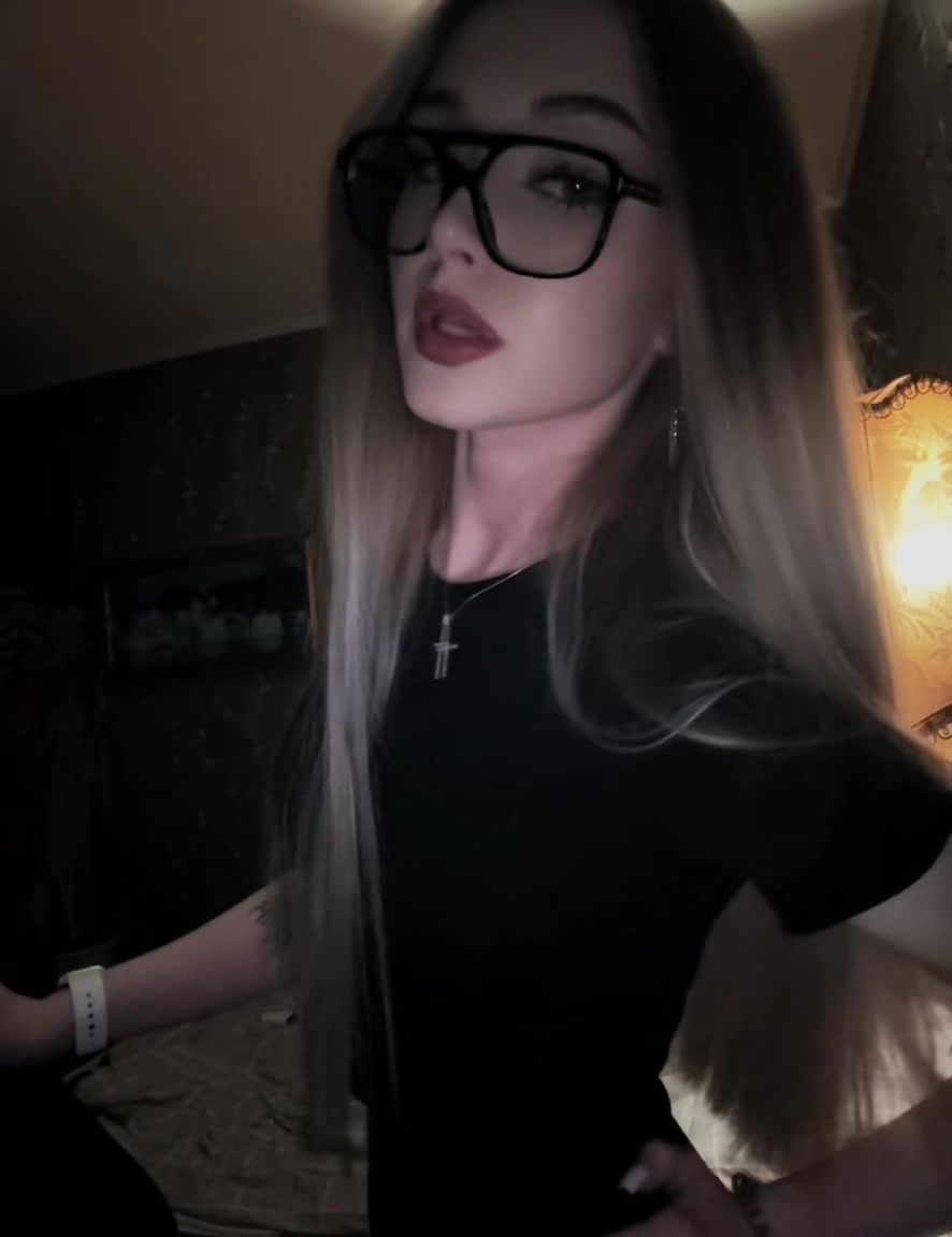 @анастасися