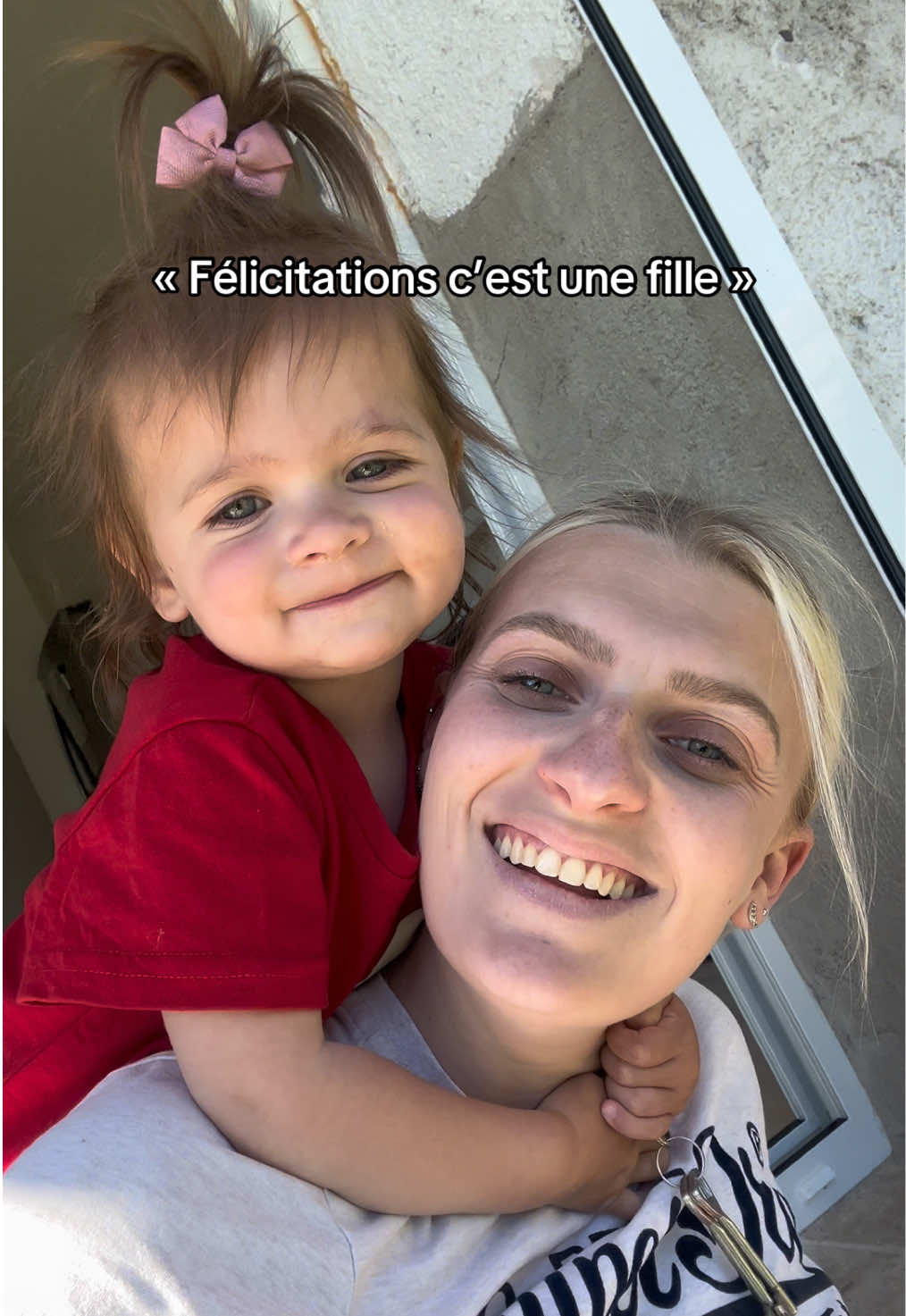 @lauraccomplie