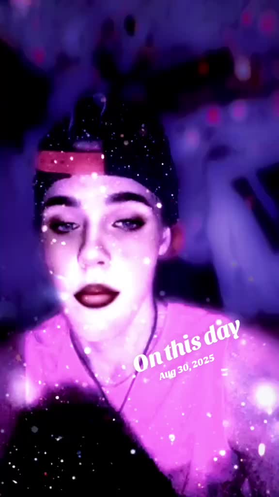 @🦋🍃💨 Victoria 🍃💨🦋