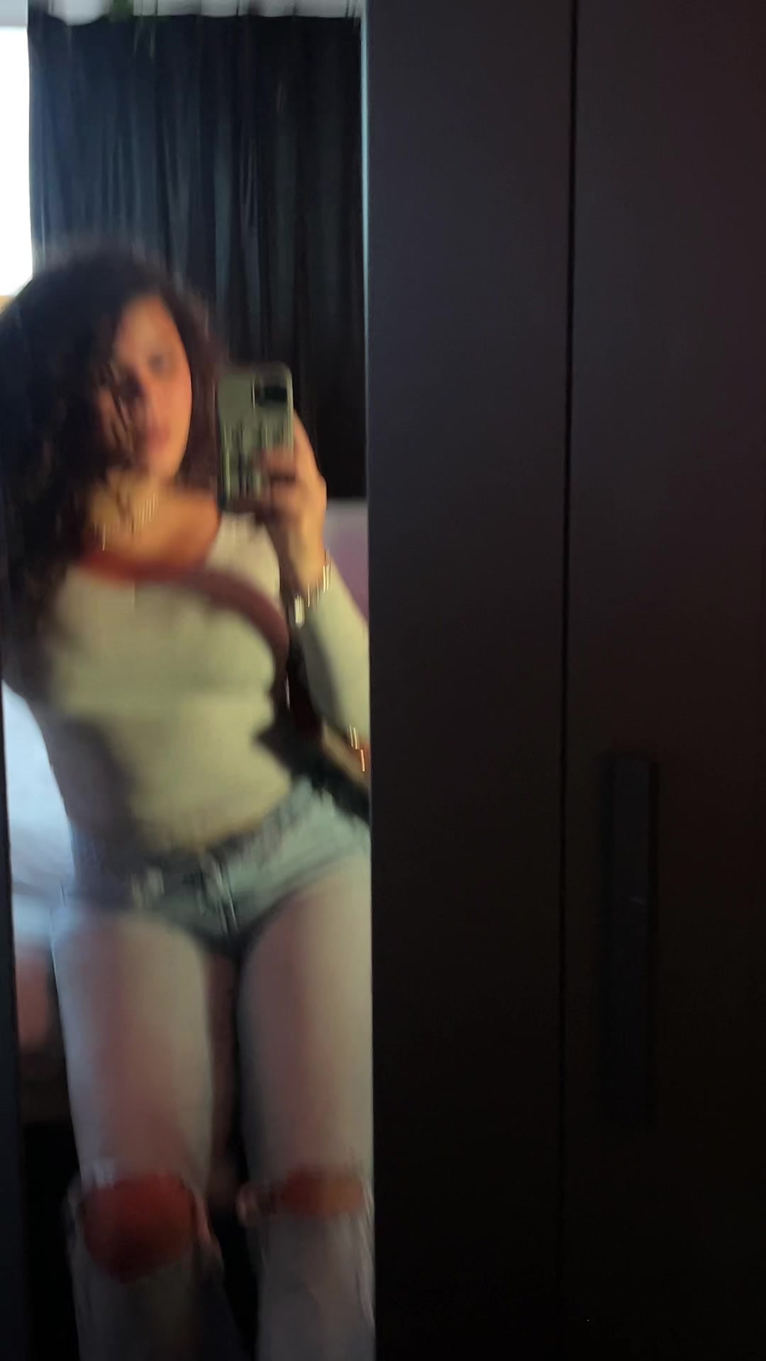 @zahrajadyn