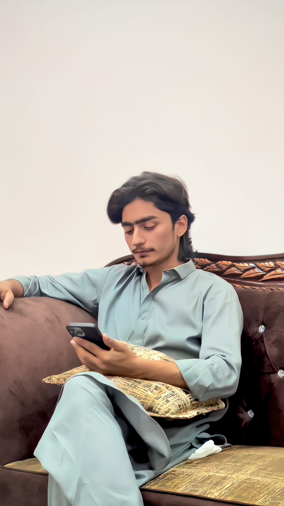 @اشعر بھٹی