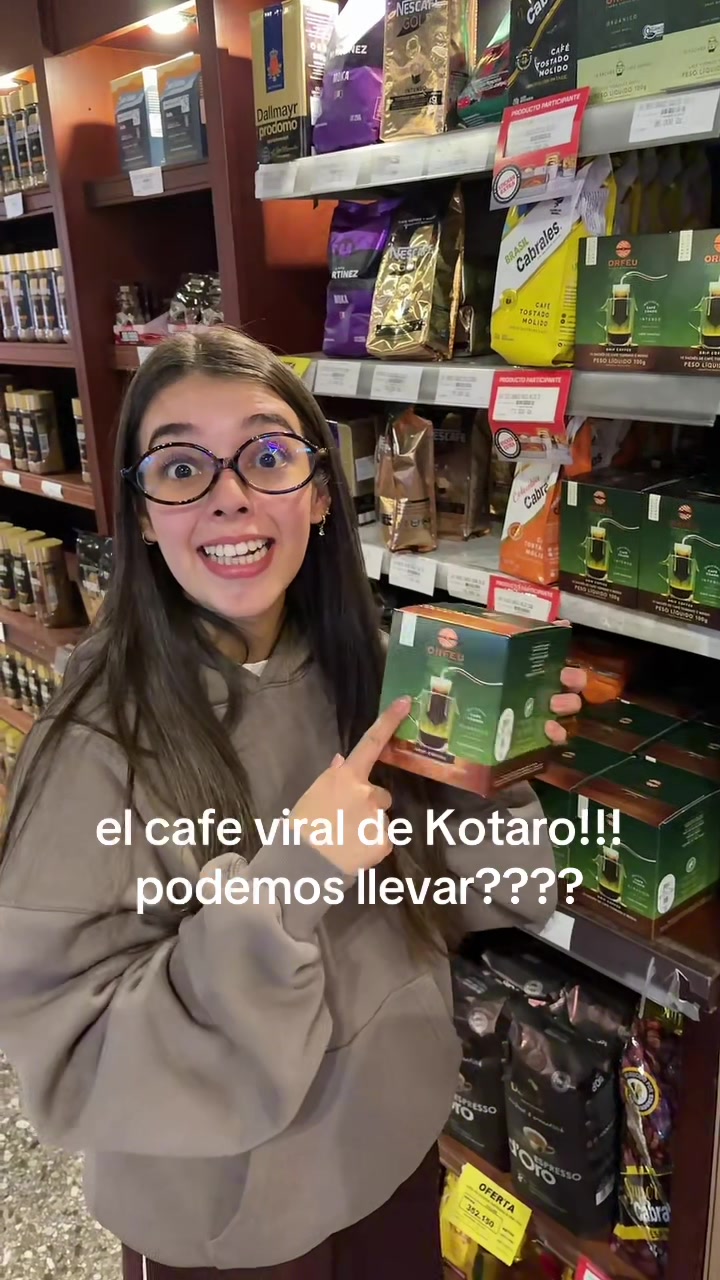 @Larissa María
