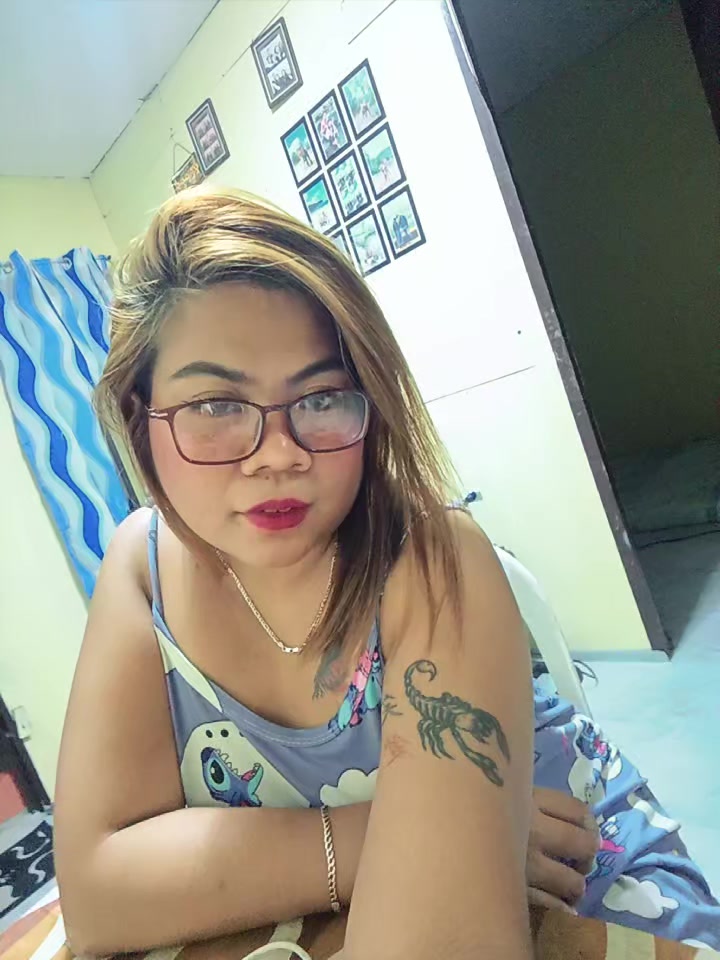 @Dess✨