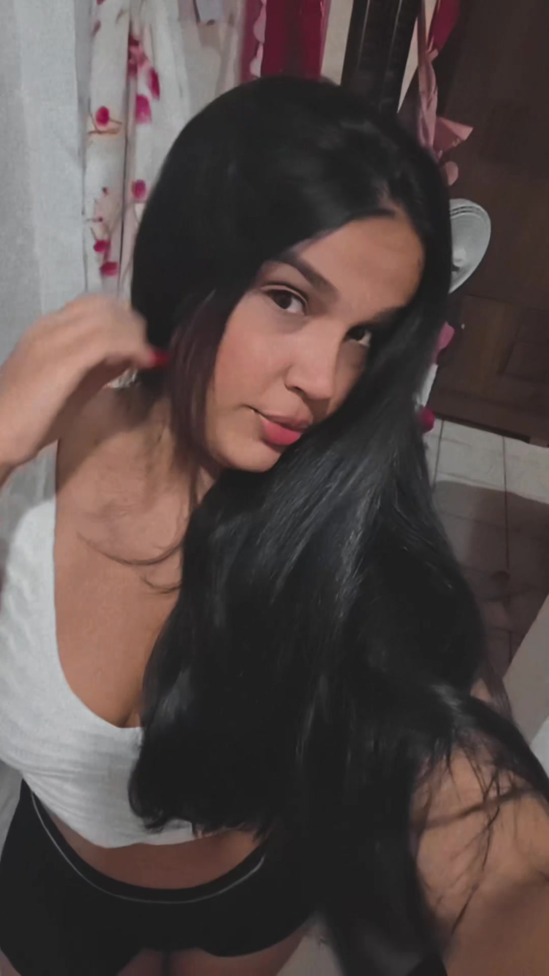 @thaiseuge