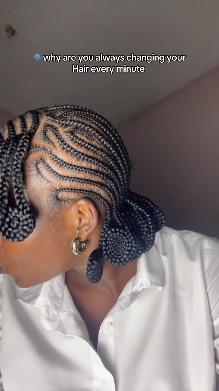 @Riri the twist girl😁