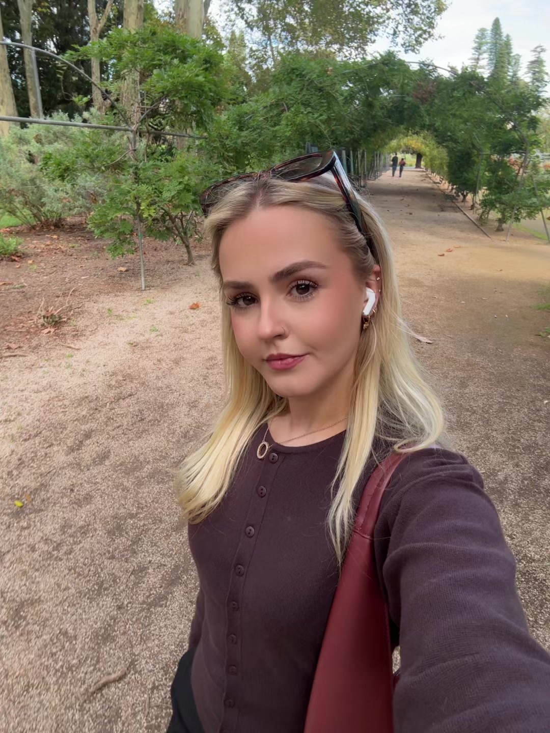 @thisisrhii
