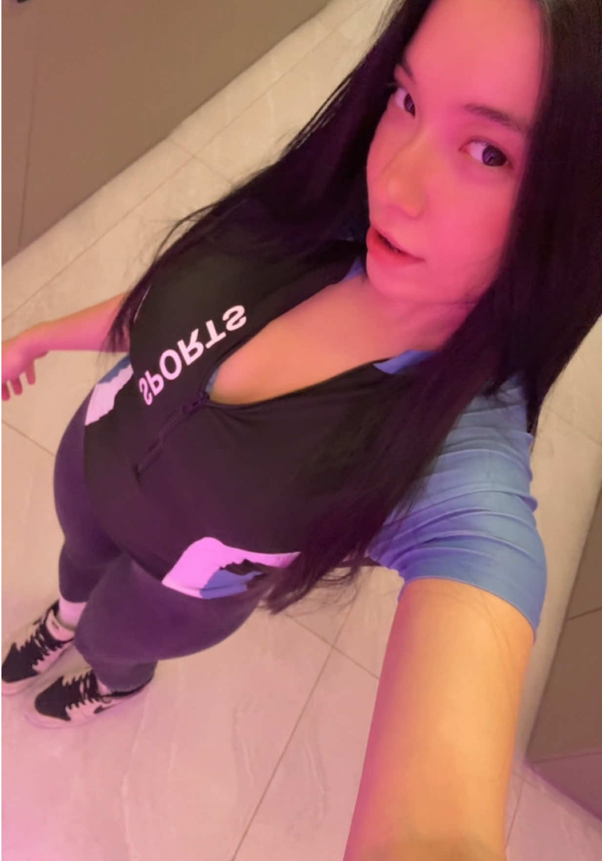 @wkwkw