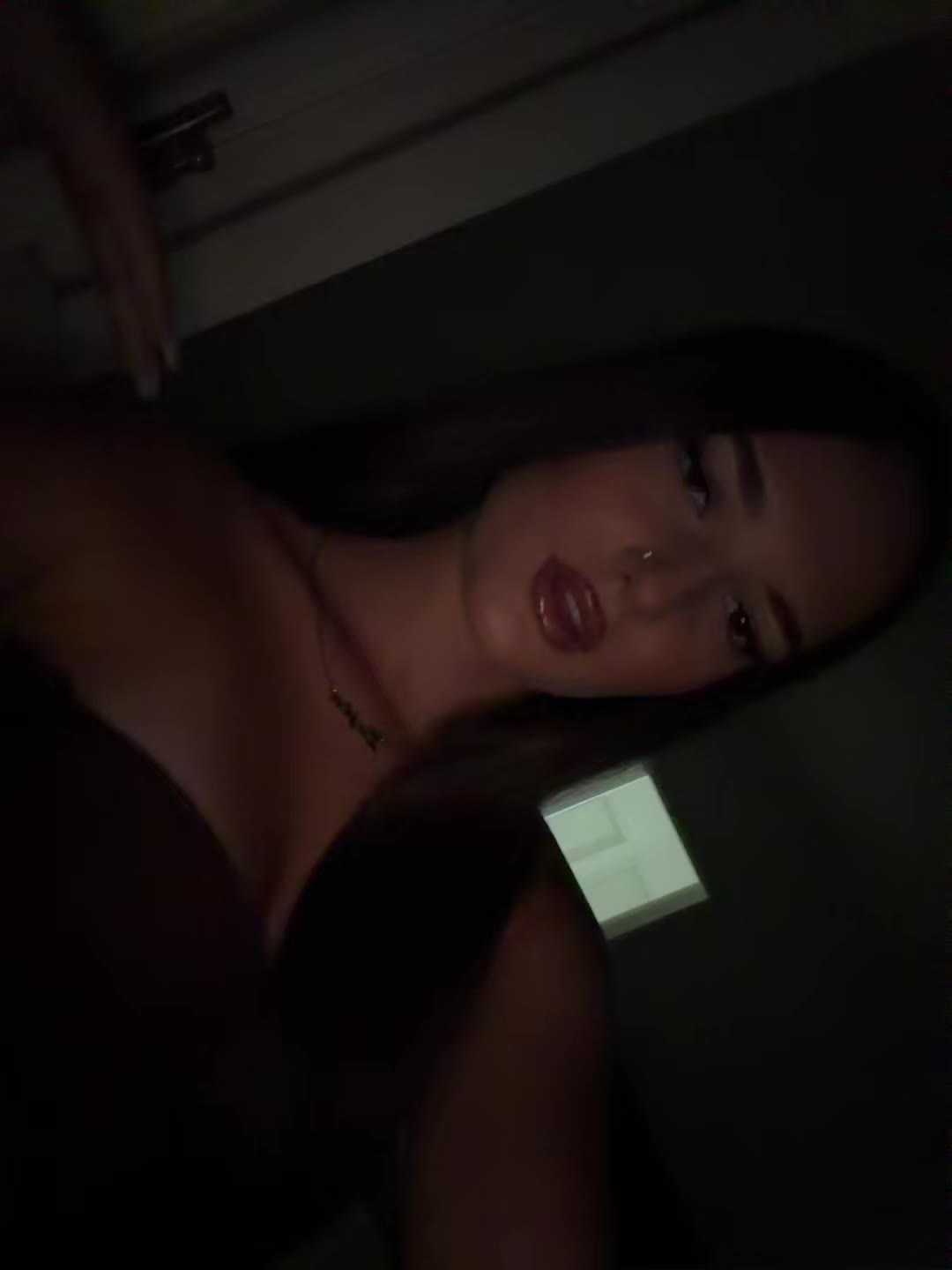 @𝐋𝐕