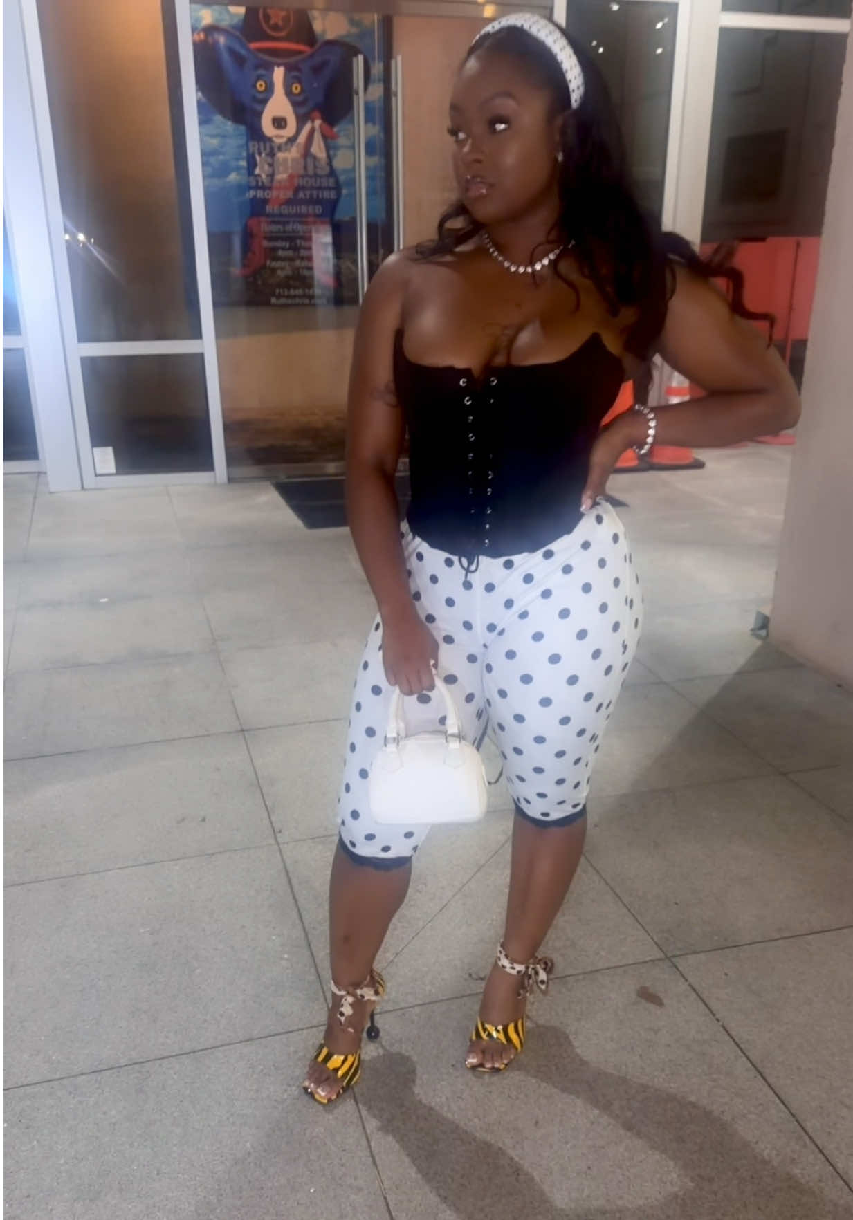 @Essence La’Rue