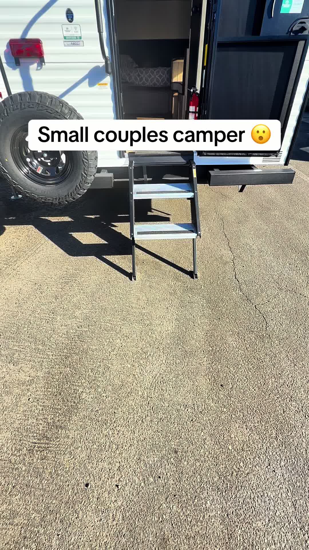 @Angel Sells RVs