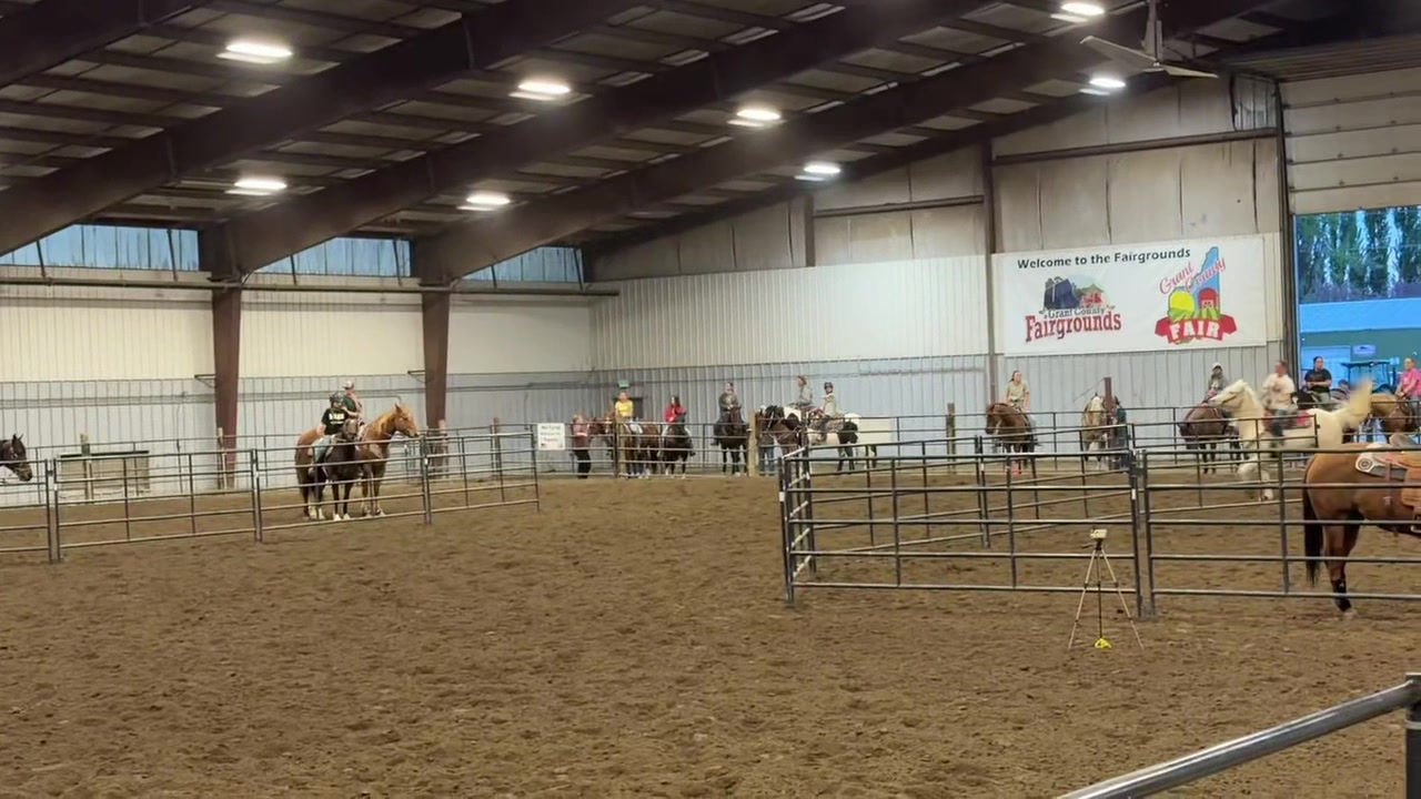 @🐴equestrian🐴