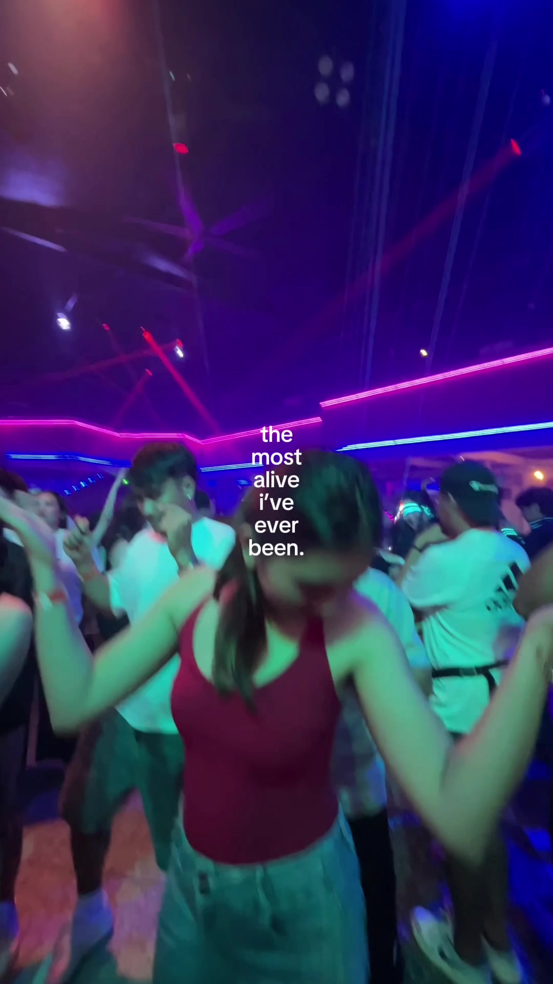 @loveuxtine 𝜗𝜚