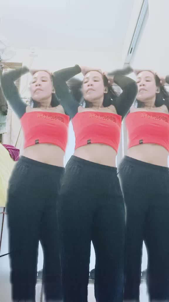 @Brat Lady ๐