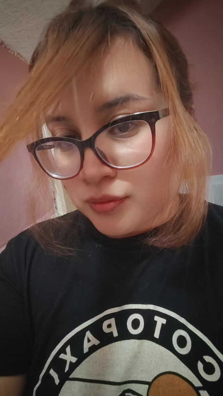 @Nessi🍊🧡