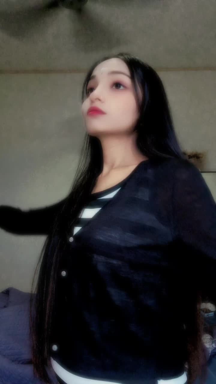 @Sarvataa 19💚