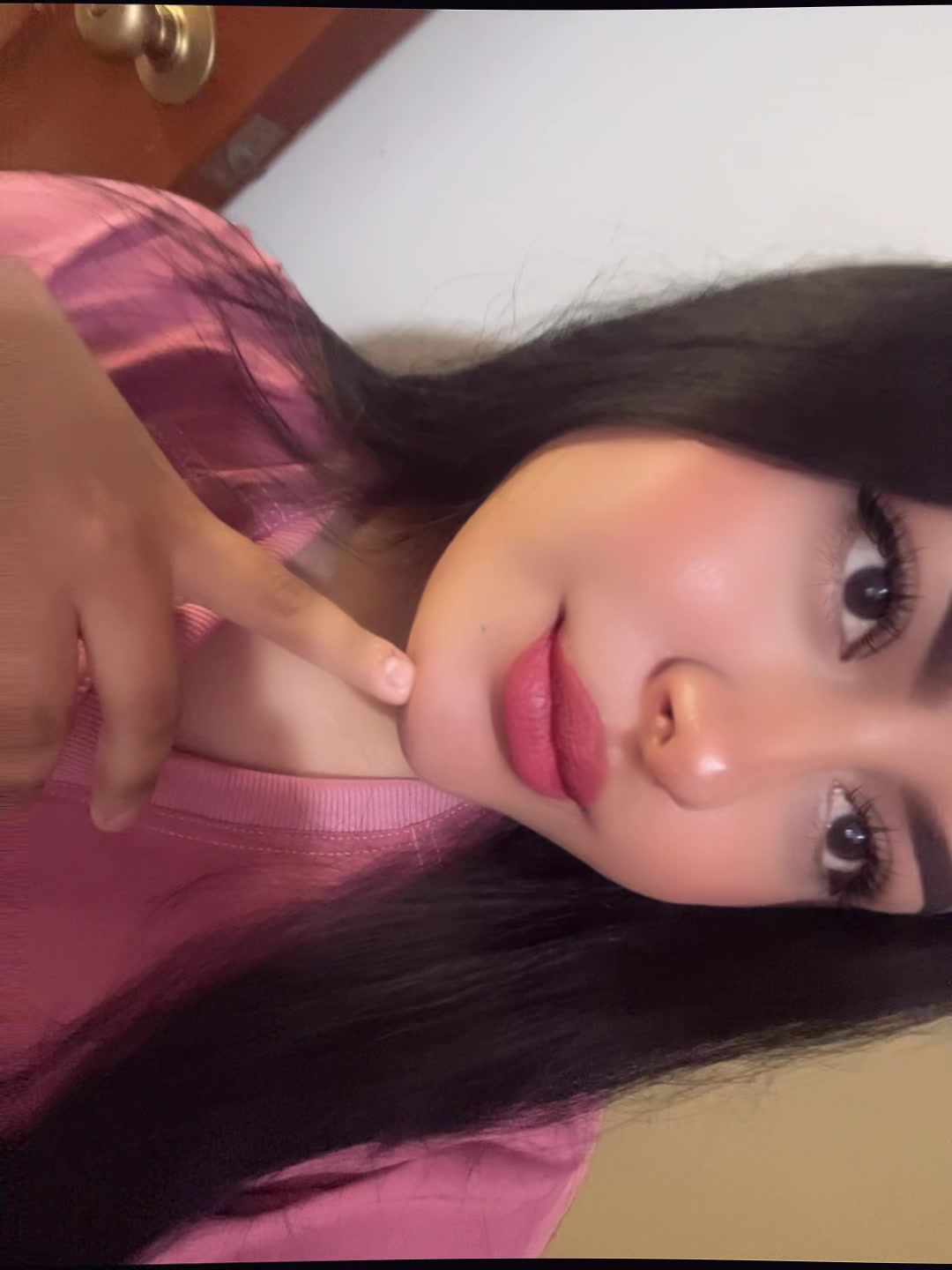 @️Kiara Lara