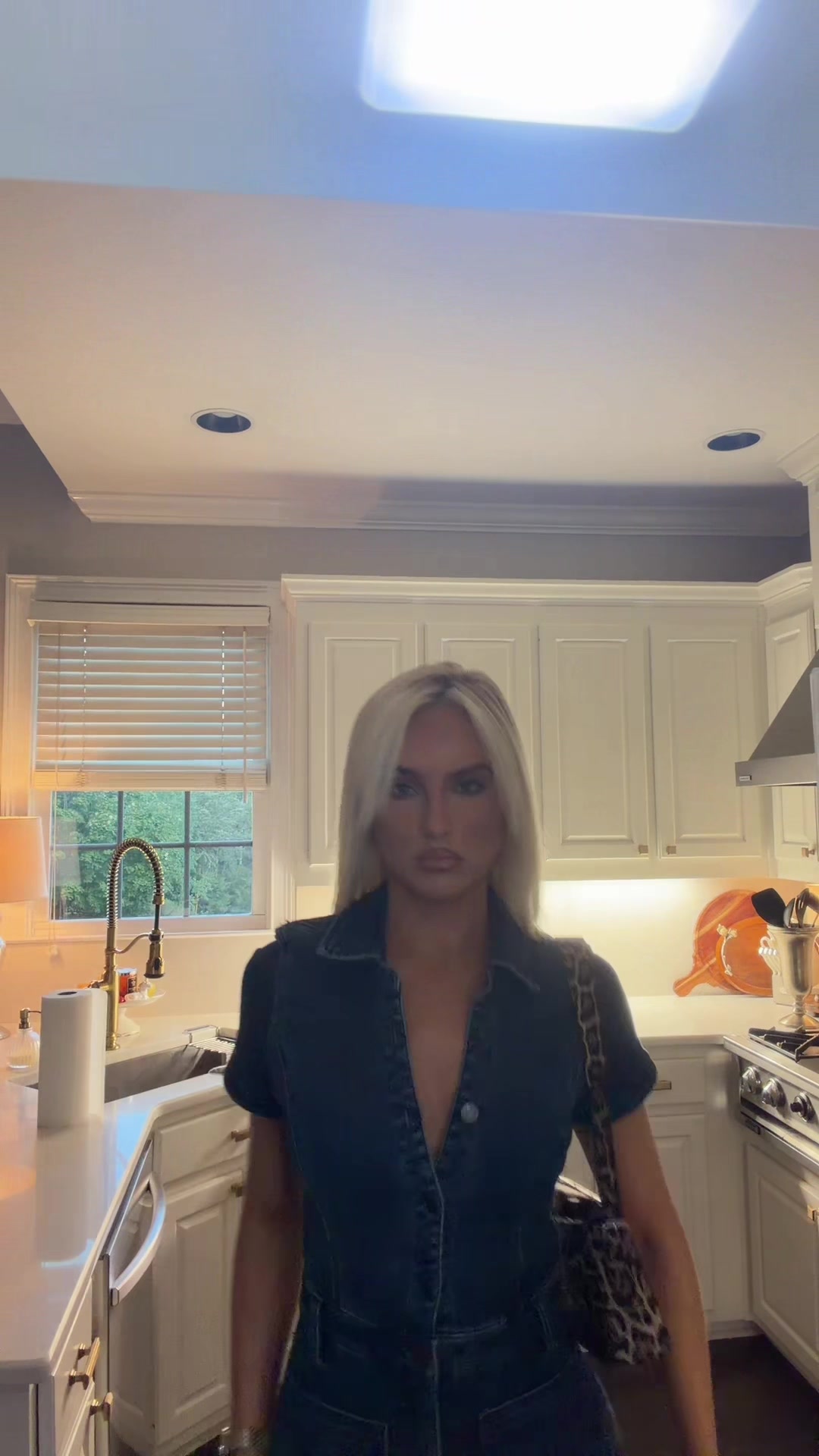 @AVA ISABELLA